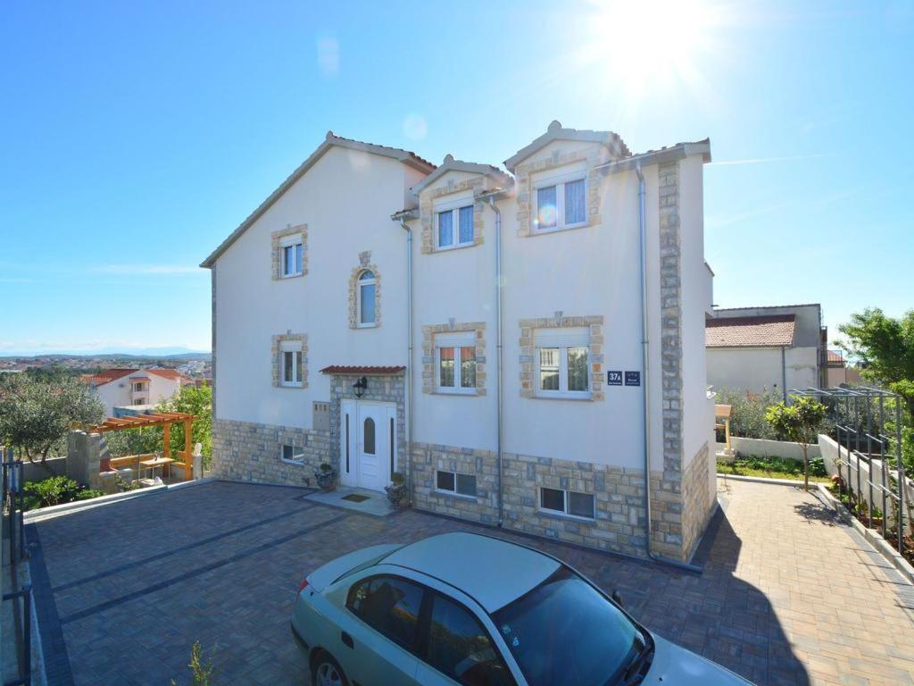 Green Hill Family Apartments Водице Экстерьер фото