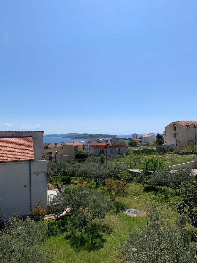 Green Hill Family Apartments Водице Экстерьер фото