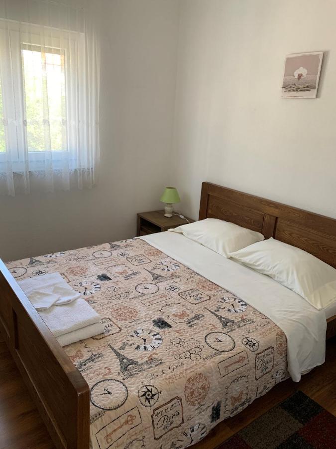 Green Hill Family Apartments Водице Экстерьер фото