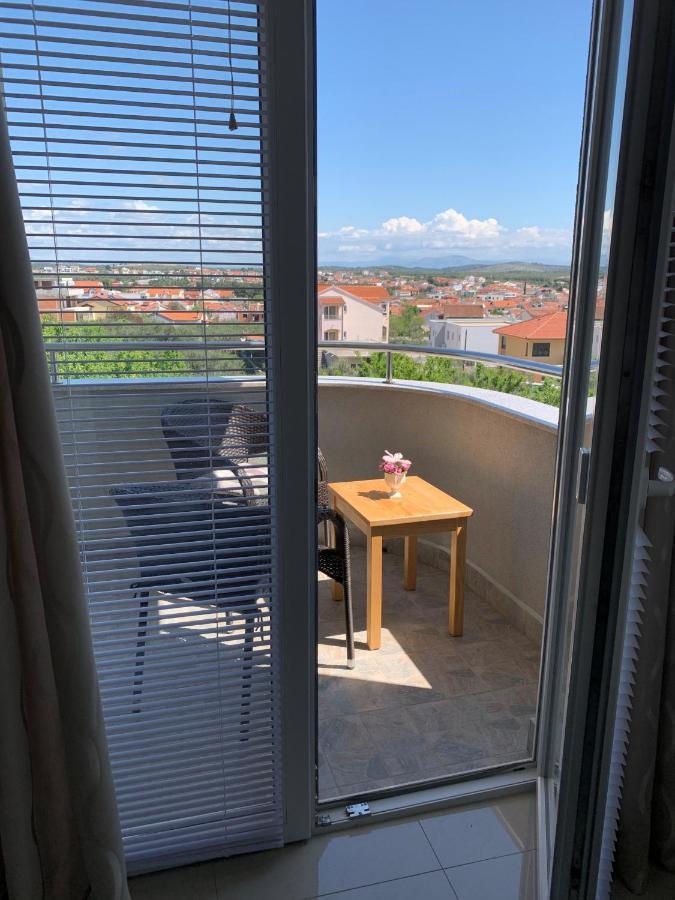Green Hill Family Apartments Водице Экстерьер фото
