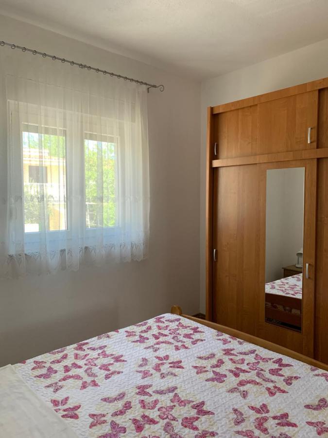 Green Hill Family Apartments Водице Экстерьер фото