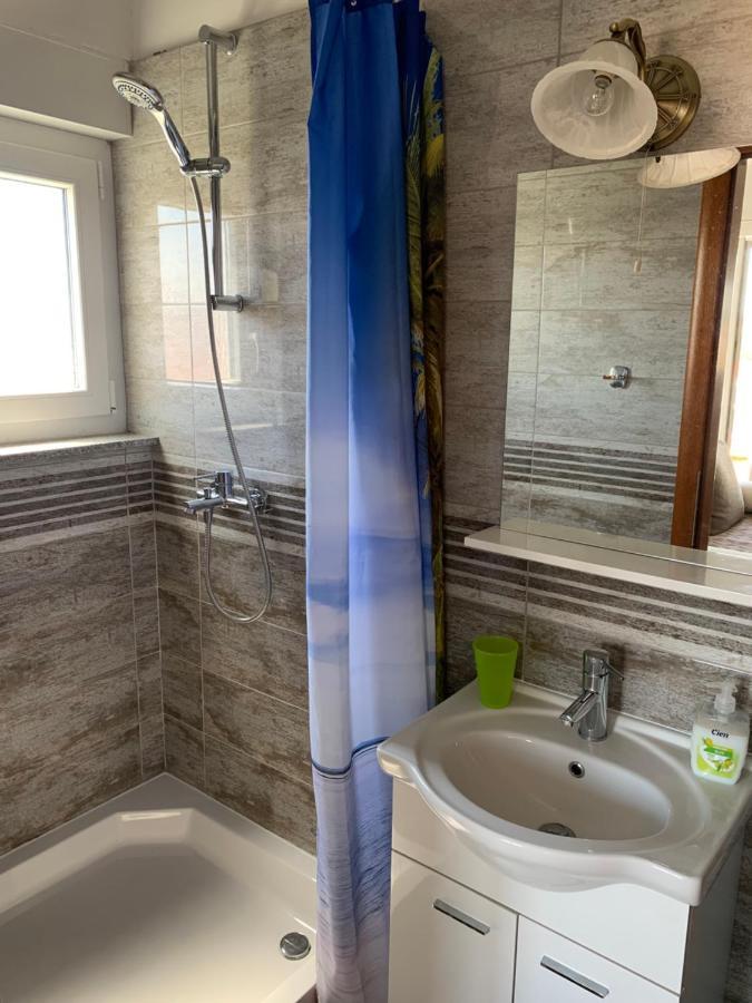 Green Hill Family Apartments Водице Экстерьер фото