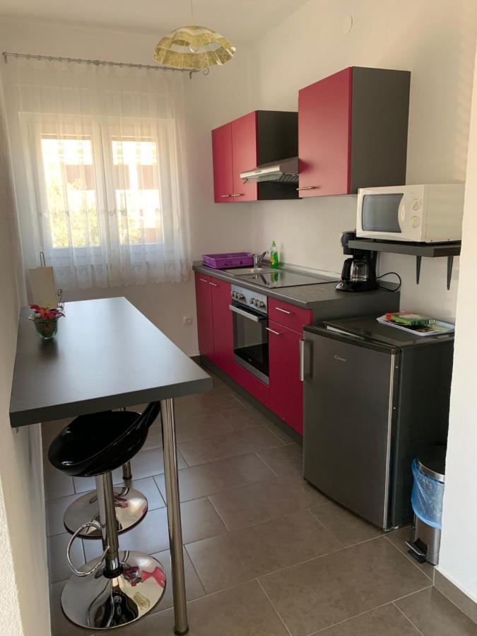 Green Hill Family Apartments Водице Экстерьер фото