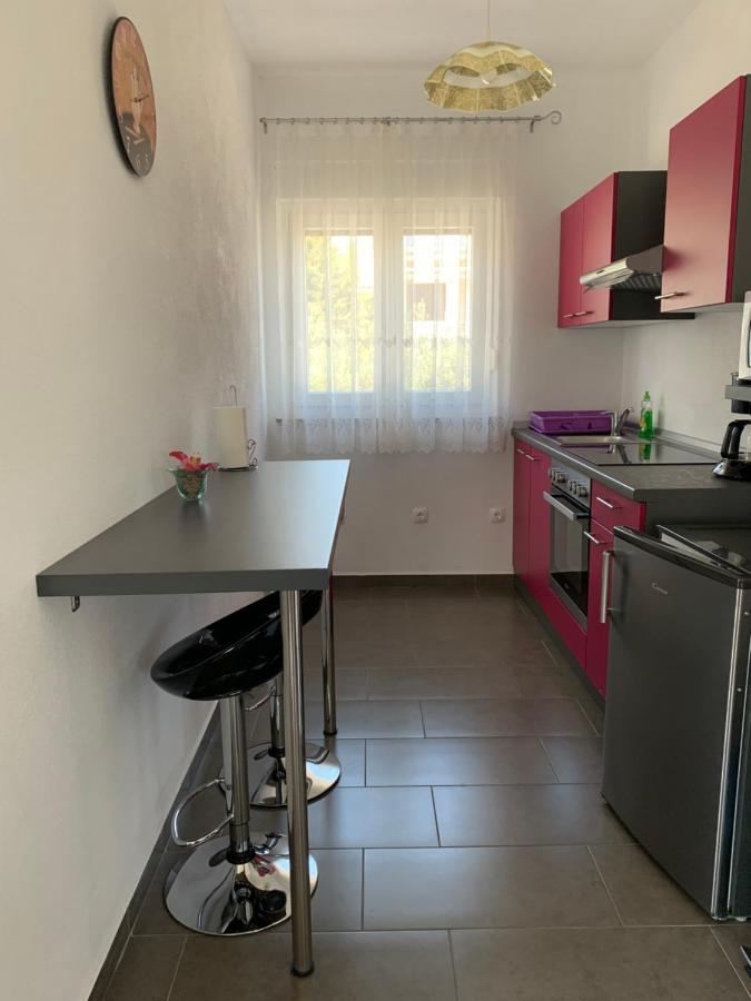 Green Hill Family Apartments Водице Экстерьер фото