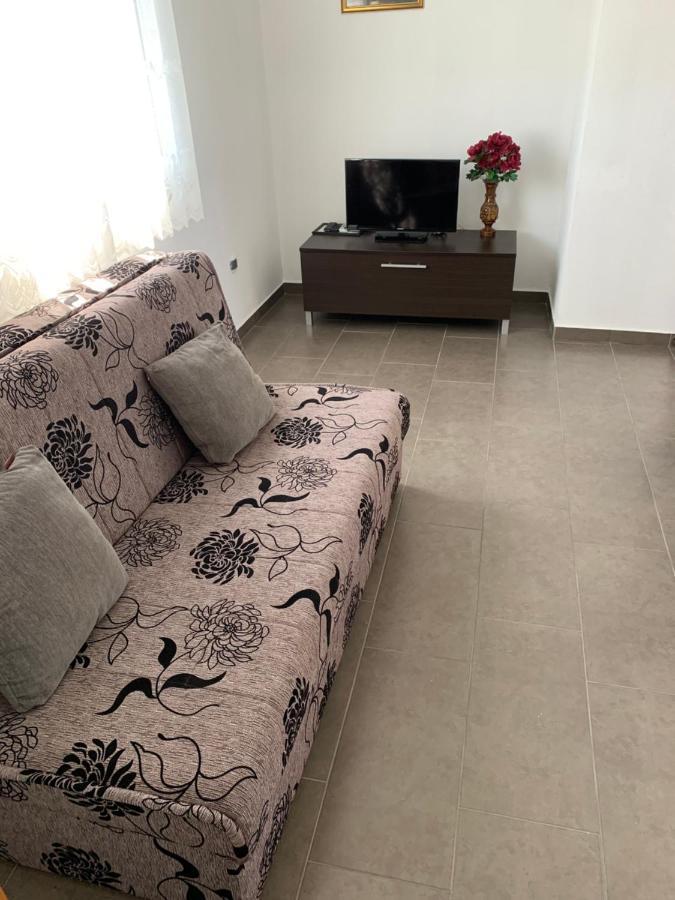 Green Hill Family Apartments Водице Экстерьер фото