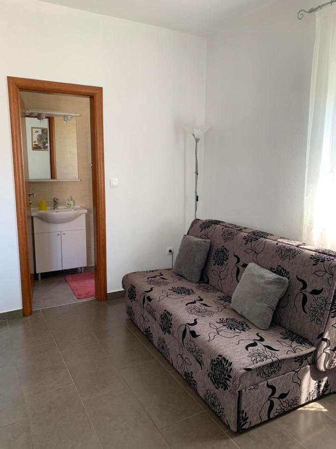 Green Hill Family Apartments Водице Экстерьер фото